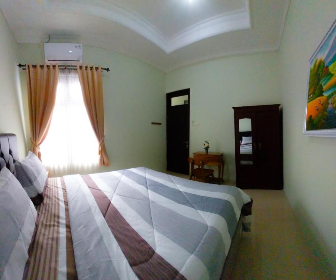 Gated 3Br Residence - 10 Mins From Malioboro ยอกยาการ์ตา ภายนอก รูปภาพ